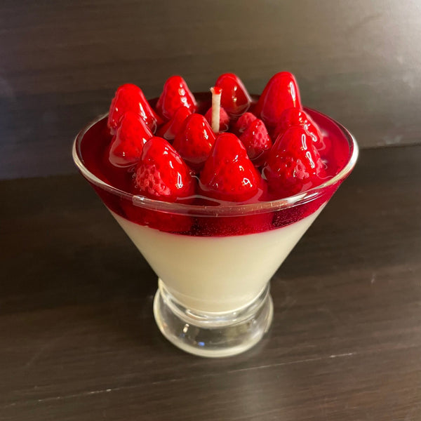 Strawberry Cheesecake (Glass may vary due to supply chain shortages) - Happy Kat Candles & Gifts